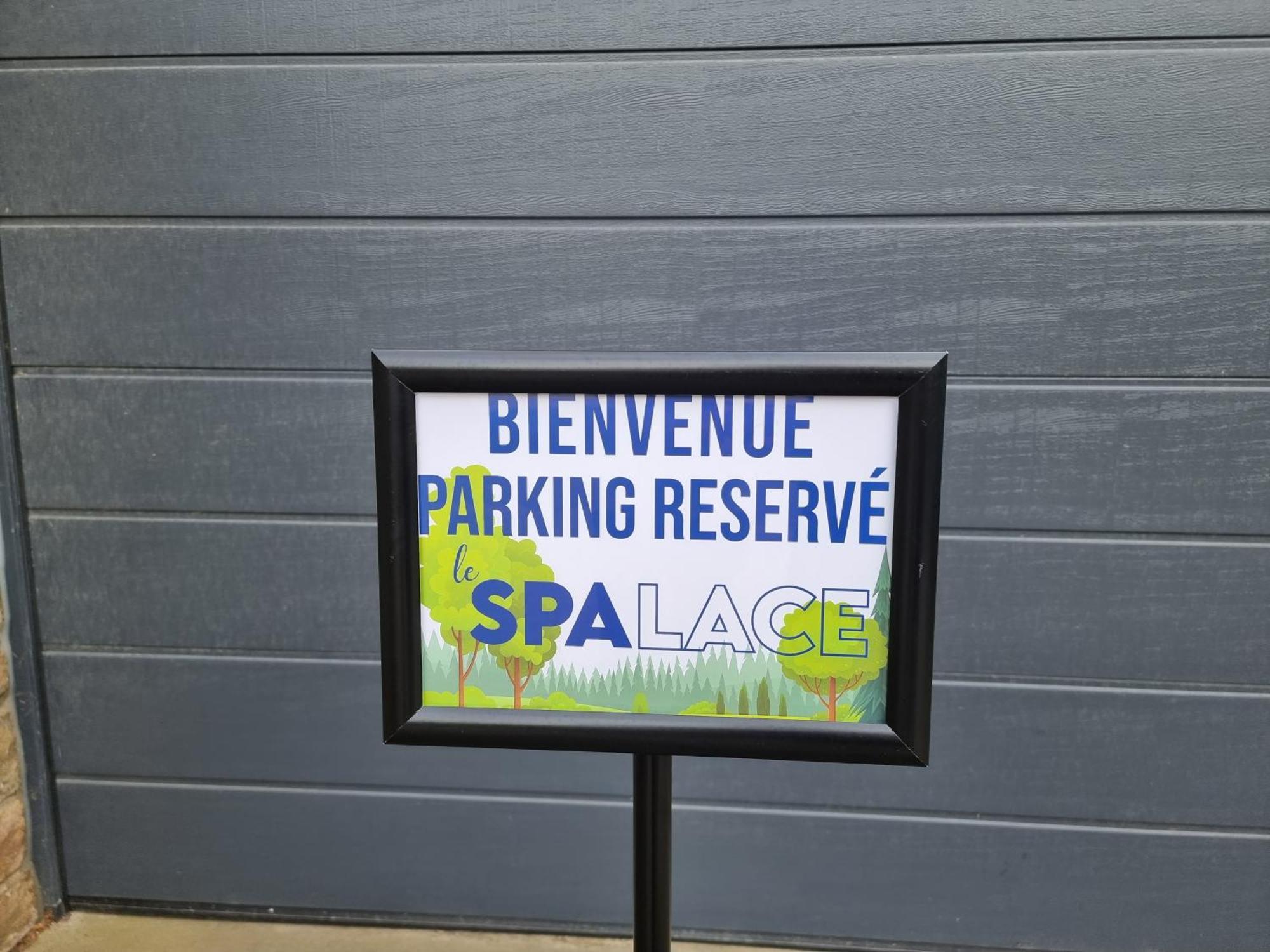 Le Spalace 外观 照片